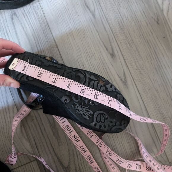 Fly London Pyle Wedges Pumps Black Open Peep Toe Buckle Size 40 (9.5) - Picture 3 of 9